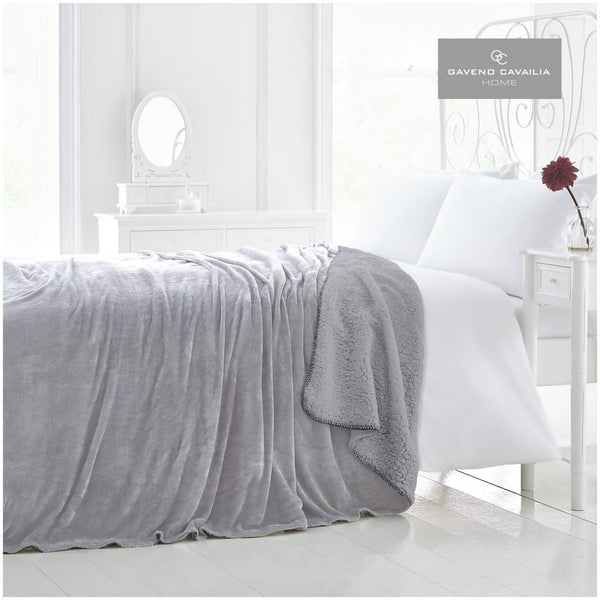 Flannel Sherpa Throw