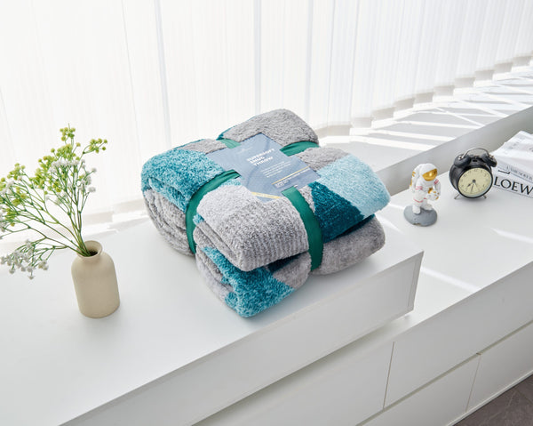 TEDDY LICHFIELD THROW