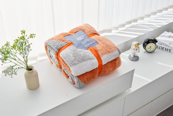 TEDDY LICHFIELD THROW